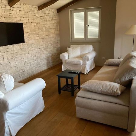 Dachgeschoss-Apartment "Andemi" In Istrien Novigrad Istria Exteriör bild
