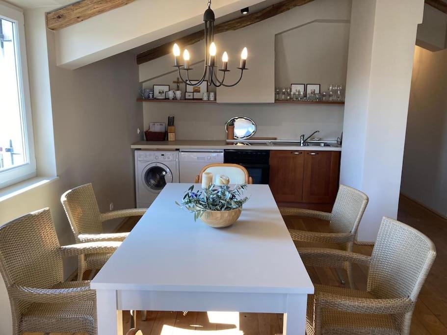 Dachgeschoss-Apartment "Andemi" In Istrien Novigrad Istria Exteriör bild