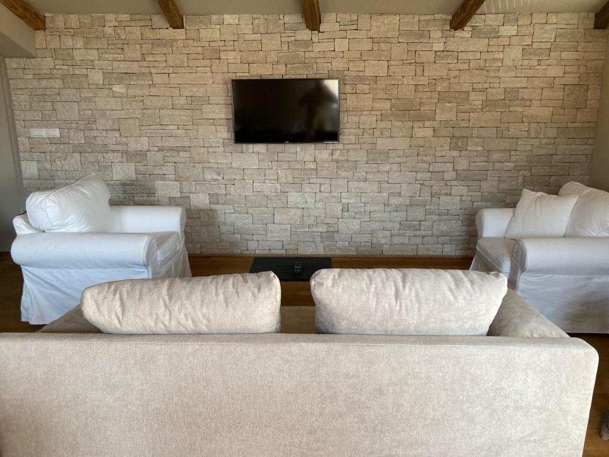 Dachgeschoss-Apartment "Andemi" In Istrien Novigrad Istria Exteriör bild