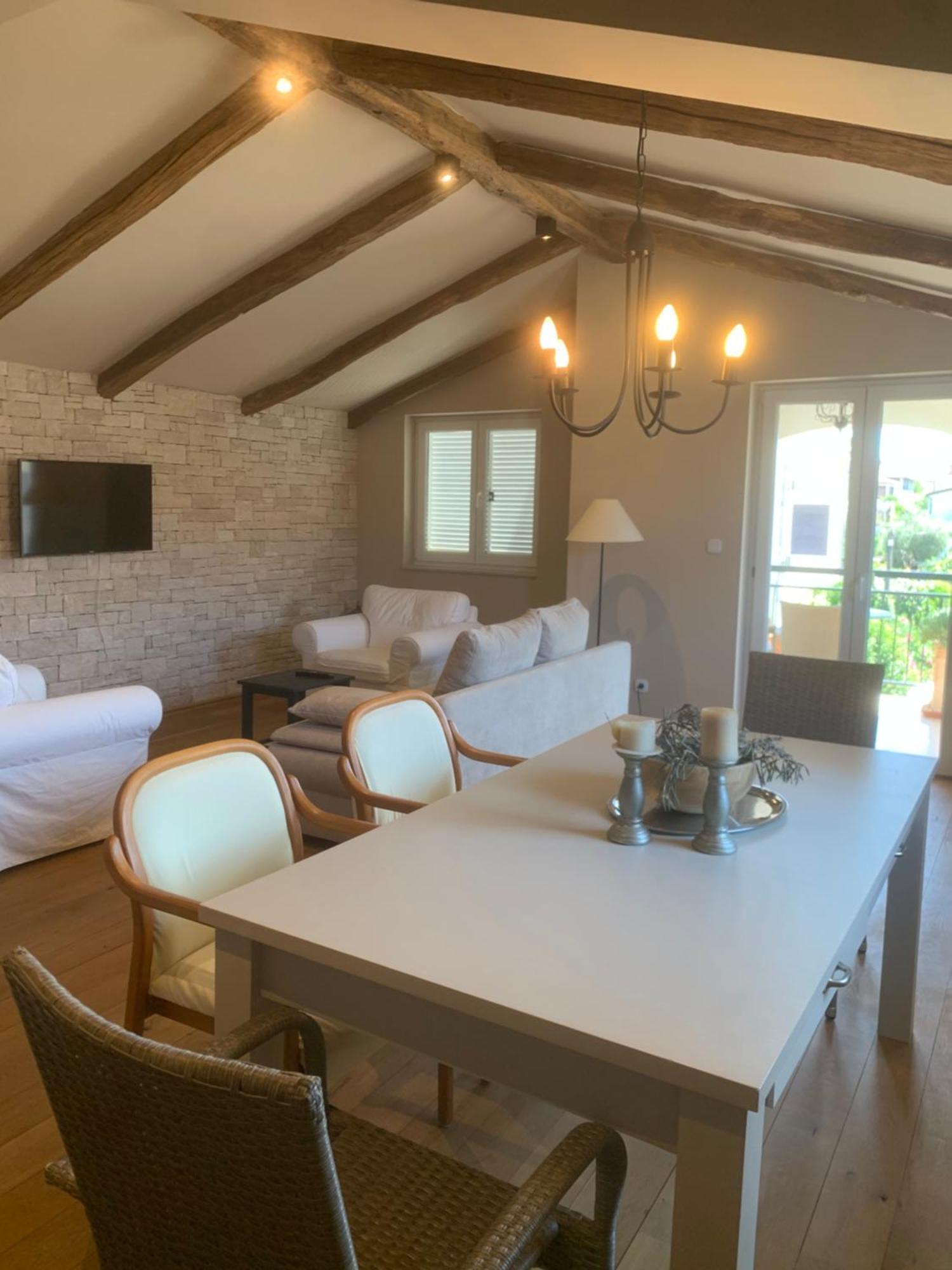 Dachgeschoss-Apartment "Andemi" In Istrien Novigrad Istria Exteriör bild