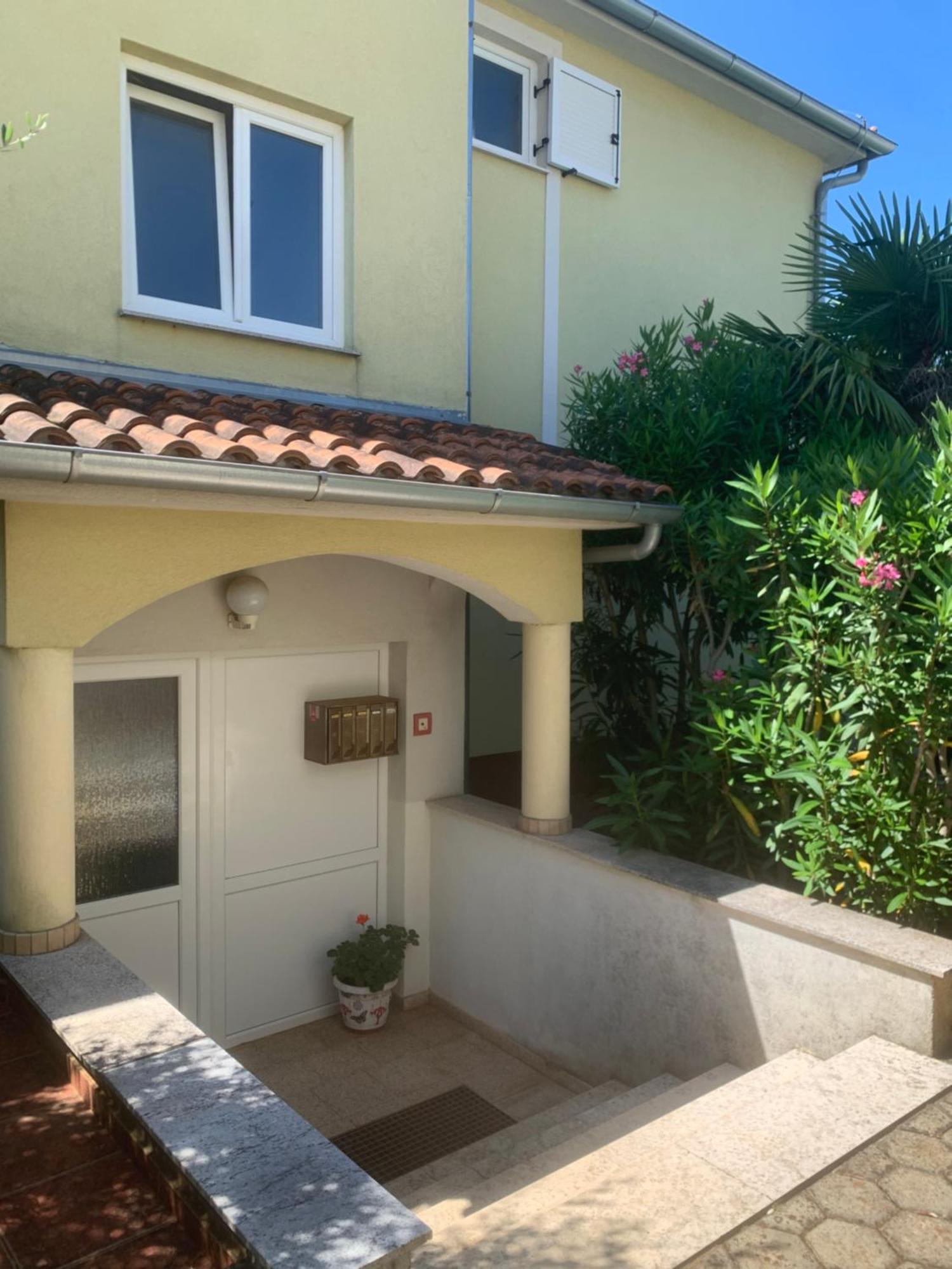 Dachgeschoss-Apartment "Andemi" In Istrien Novigrad Istria Exteriör bild
