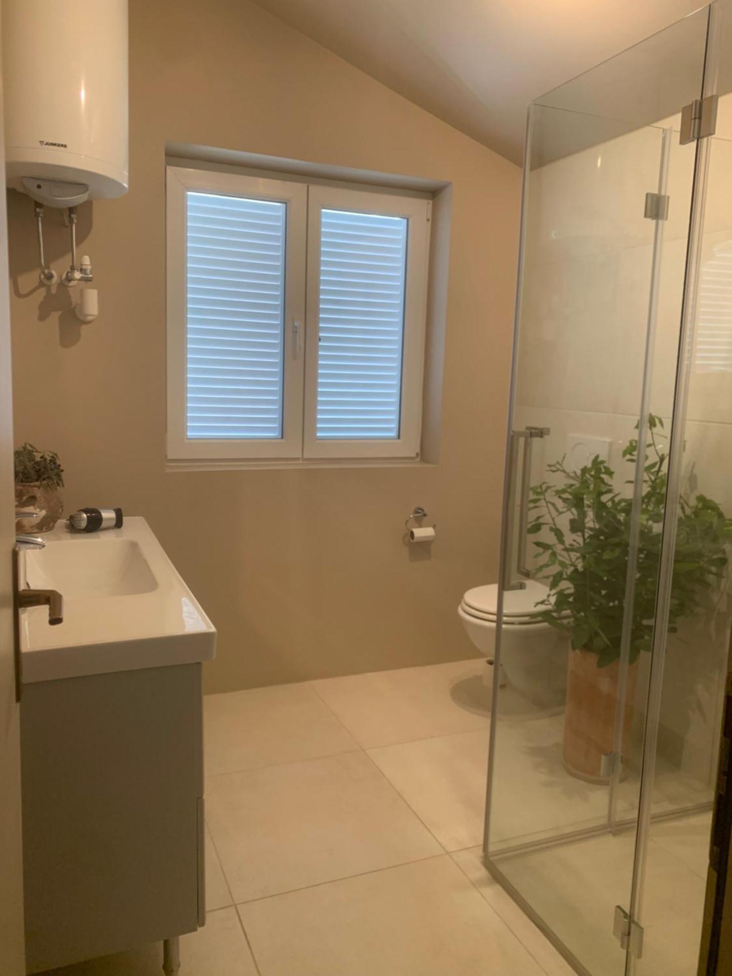 Dachgeschoss-Apartment "Andemi" In Istrien Novigrad Istria Exteriör bild